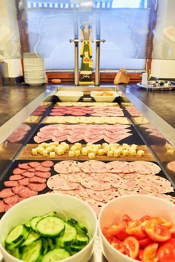 ホテル Landhotel Krone オーバーロイテ