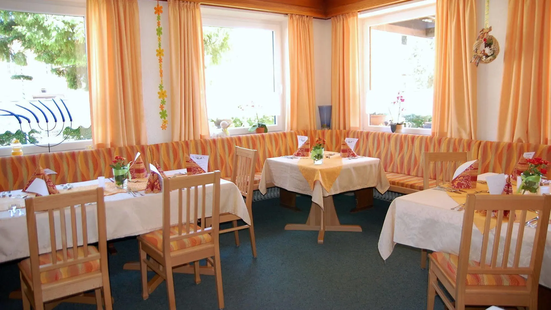 ホテル Landhotel Krone オーバーロイテ